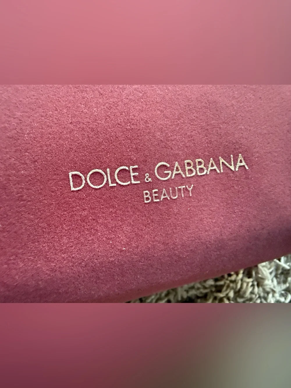 Dolce & Gabbana Velvet Beauty Pouch in Rose pink